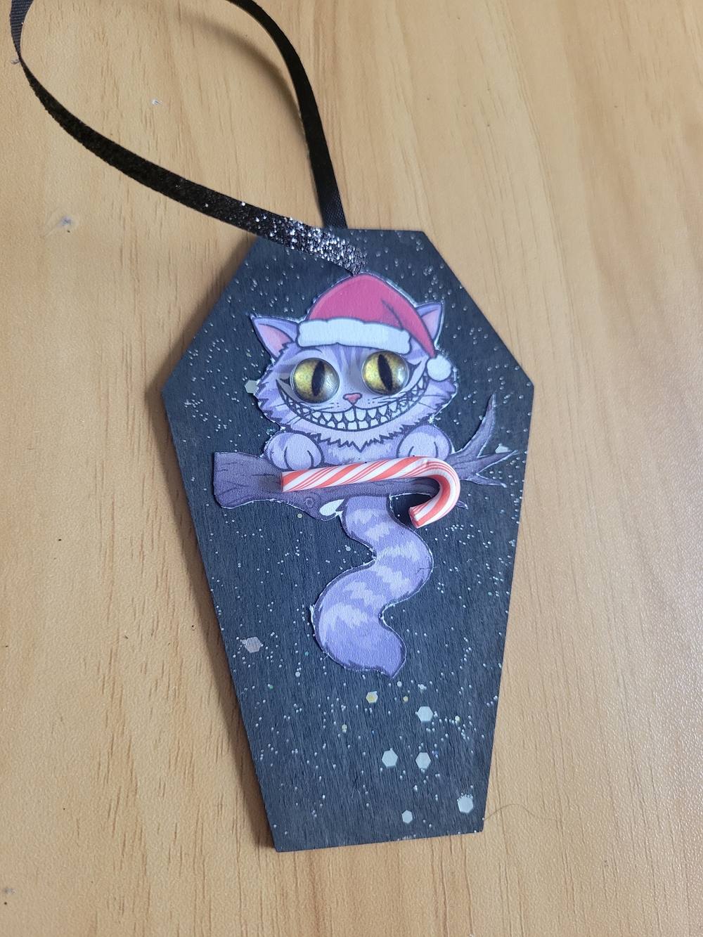 🧋NEW🧋Hand Crafted Purple Cheshire Cat Holiday Ornament with Red Santa Hat